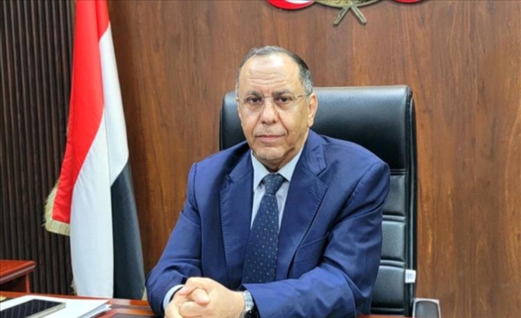 الأشول يكشف كواليس تحسّن الريال ويحذر من "فخ الصرّافين": حدث اقتصادي مرتقب في عدن