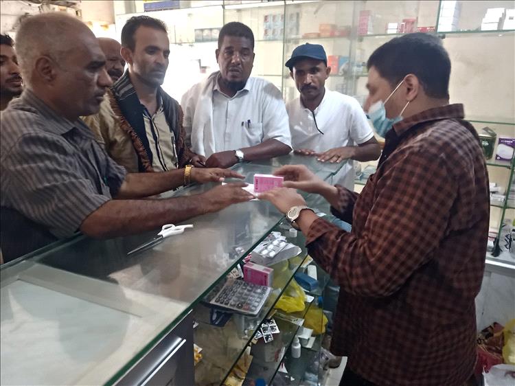 نزولات ميدانية للصيدليات والمنشآت الخاصة بالعاصمة زنجبار لمتابعة أسعار الأدوية
