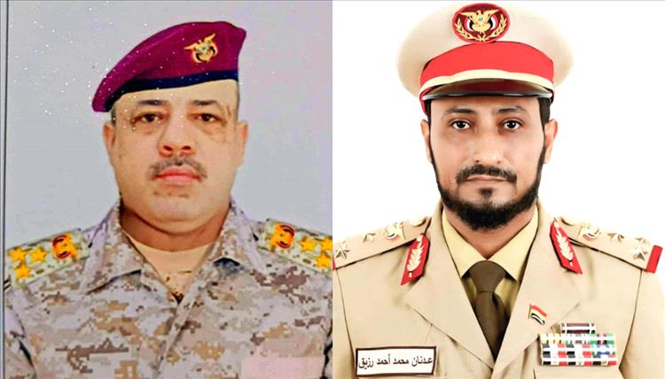 قائد اللواء 39 مدرع يعزي قائد اللواء الخامس حرس رئاسي في وفاة والده
