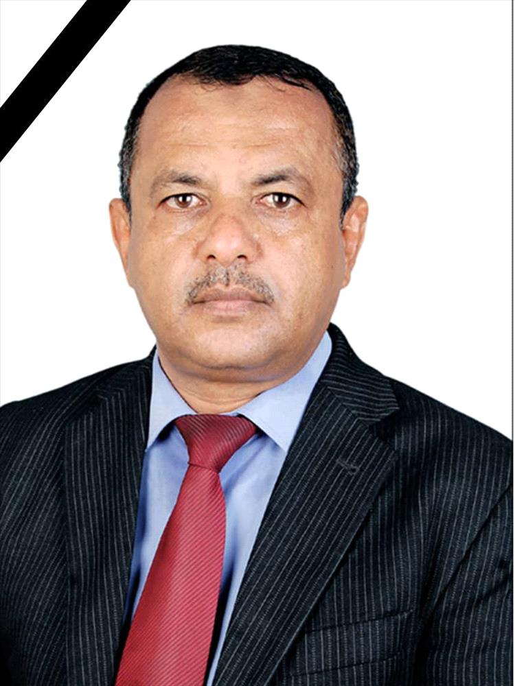 رئيس قطاع التلفزيون قناة عدن الفضائية يعزي في وفاة الدكتور وائل مصطفى شكري
