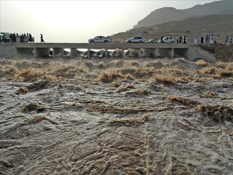 خبير طقس يحذّر: اليمن على موعد مع أقوى موجة أمطار منذ مطلع العام