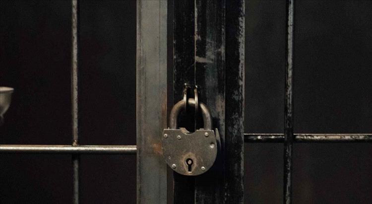 مصر: أب مدمن يقتل ابنه البالغ 17 عاماً بعد اعتداء وحشي في القليوبية