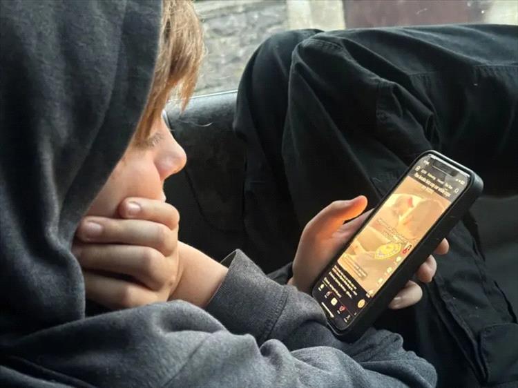 مجتمع ما بعد القراءة والكتابة: هل يصبح التفكير رفاهية؟
