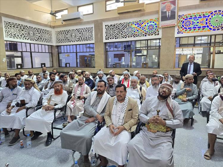 لقاء في مأرب يناقش دور الخطباء والمرشدين في دعم قرارات البنك المركزي