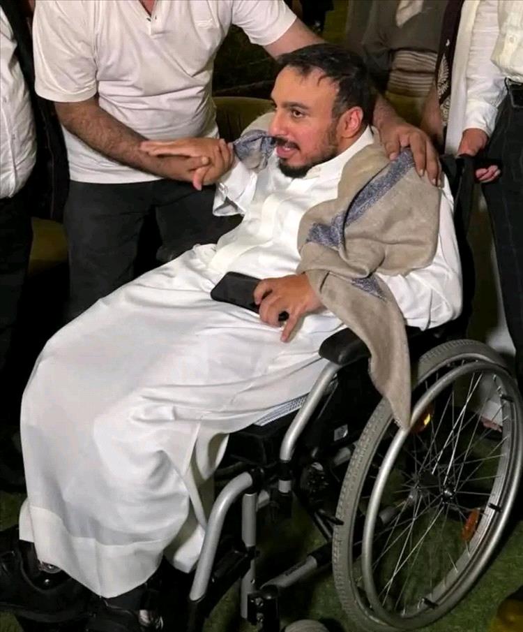 ريدان علي عبد الله صالح يظهر علناً لأول مرة: كشف الحقيقة خلف الغموض وحكمة نادرة تثير إعجاب المقربين