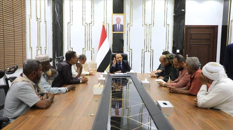 محافظ حضرموت يثمن بتوصيات اللجنة المجتمعية في الإشراف على ملف وقود محطات التوليد