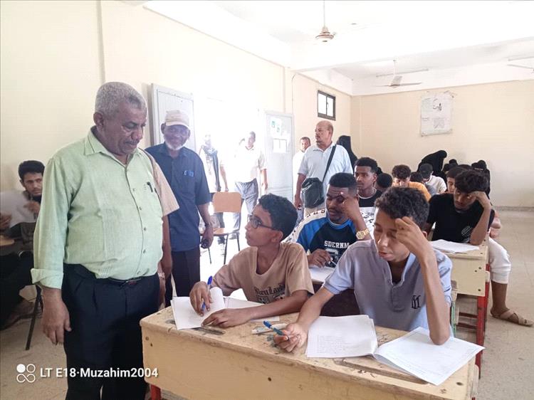 تدشين امتحانات القبول في المعهد الصحي بأبين