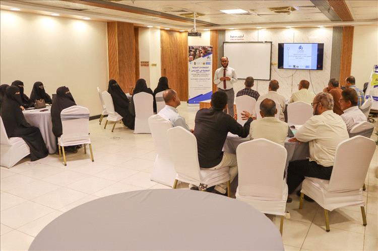 تنفيذ دورة تدريبية لتدريب المدربين والمشرفين بمشروع الشهادات الدولية المهنية (IPTC) في التدريس بحضرموت