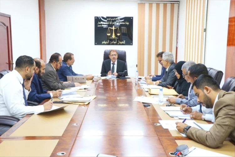 مجلس القضاء الأعلى يطالب بإعادة فتح المحاكم المغلقة ويُحيل قضاة وموظفين للمساءلة