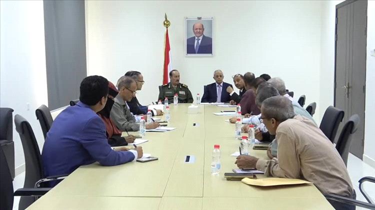 اجتماع في عدن يناقش ترتيبات إيواء وتنظيم أوضاع اللاجئين في اليمن