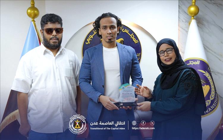 تكريم رجل الإنسانية والداعم الأول لفئة المكفوفين مؤمن السقاف من قِبل نادي نجوم عدن الرياضي للمكفوفين