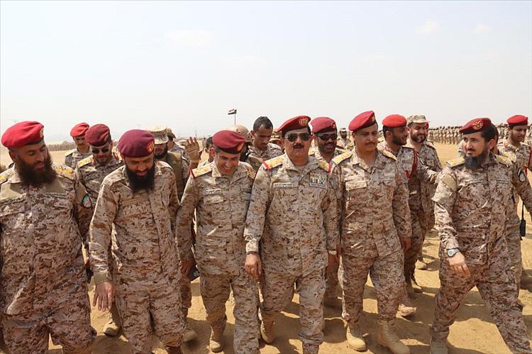 وزير الدفاع يشيد بمستوى جاهزية منتسبي محور مران
