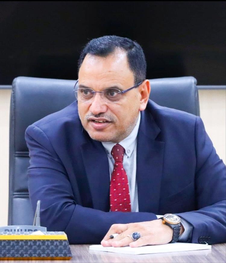 الوزير السقطري يؤكد رمزية الهوية والتاريخ الزراعي الحضرمي