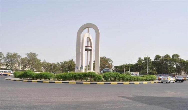 عاجل : رجل يقتحم منزل أسرة زوجته في المنصورة بعدن ويختطفها تحت تهديد قنبلة