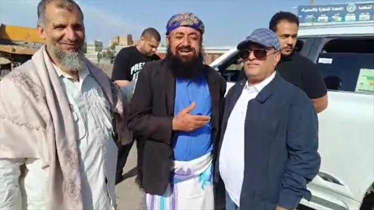 نائب وزير الصناعة والتجارة سالم الوالي يزور يافع  (لبعوس) ويشدد على ضبط الأسعار وخدمة المواطنين