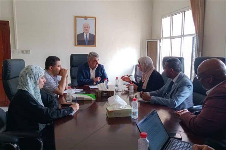 نائب وزير التخطيط يبحث مع مسؤولين أممين تعزيز جهود مواجهة الأمن الغذائي وتنسيق التدخلات التنموية