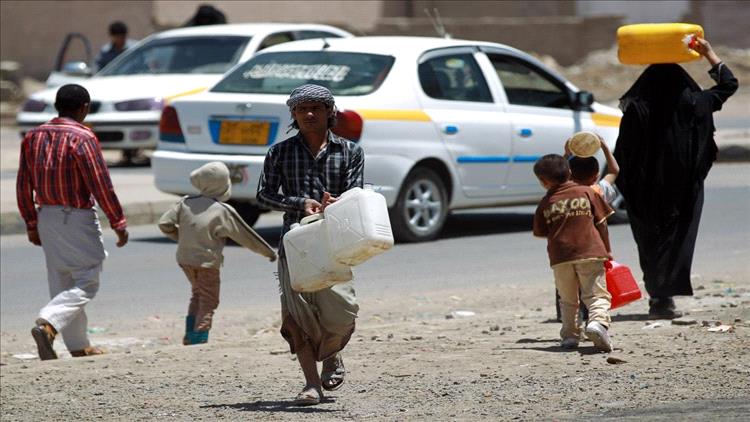اليمن.. أزمة العطش تدفع باتجاه زيادة استيراد المياه المعلبة