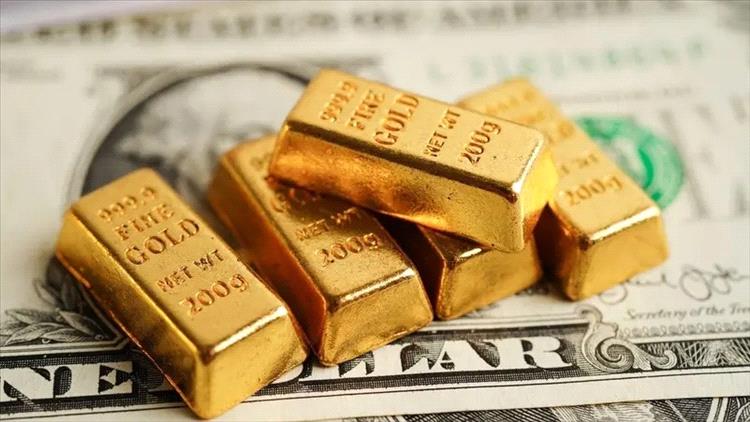 الذهب يتحرك في نطاق ضيق ترقبا لمؤشرات حول مسار الفائدة الأميركية