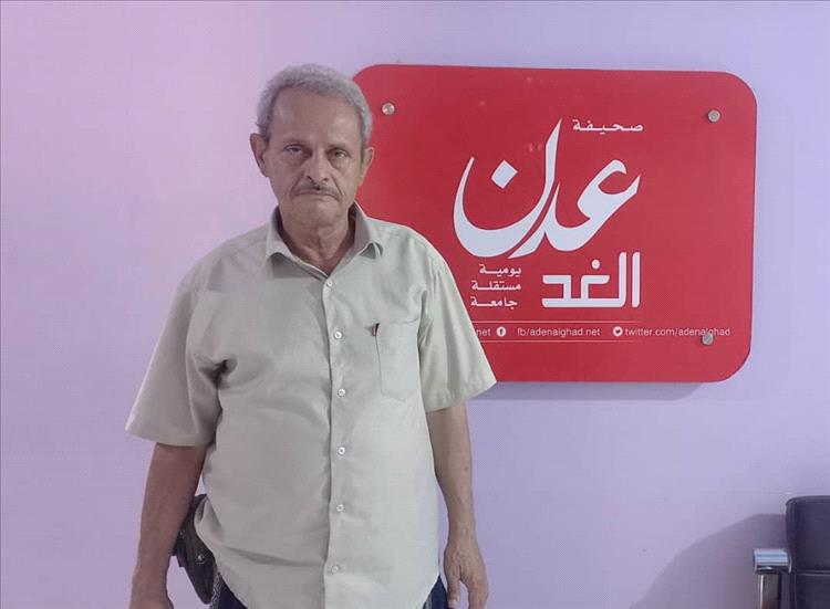 مواطن يشكو اعتقال ابنهُ من قبل قوة أمنية في تعز ونقله إلى مدينة عدن