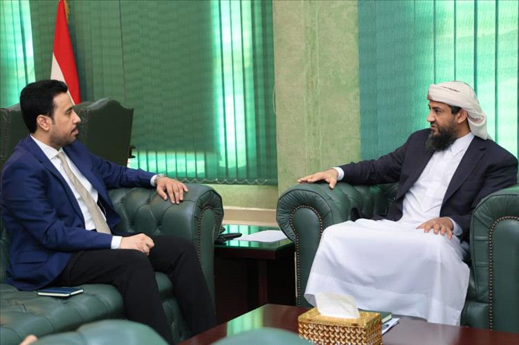 المحرّمي يبحث مع رئيس هيئة التشاور مستجدات الأوضاع وتنسيق الجهود