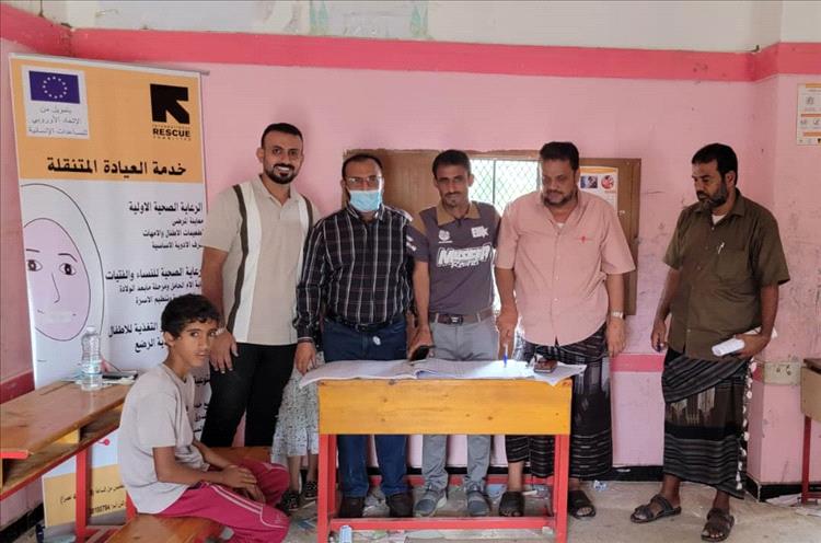 نائب مدير مكتب الصحة بأبين ينفذ نزولا ميدانيا إلى العربة الطبية المتنقلة بلودر