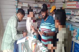 الحديدة.. مكتب الصحة يضبط صيدلية تبيع أدوية منتهية الصلاحية في الخوخة