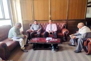 الوكيل الصنوي يؤكد على ضرورة إنشاء حواجز مائية في منطقة الضباب وعدد من المناطق بتعز