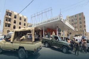 رقابة مشددة في تعز لضبط أسعار الوقود بعد تحسن العملة