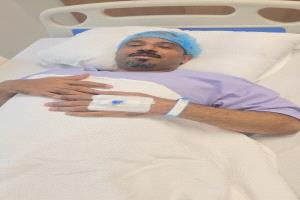 الكاتب والشاعر عدنان بن عفيف يتماثل للشفاء بعد إجراء عملية جراحية بأحد مشافي جدة