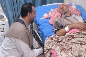 الوزير العكبري يطمئن على صحة العميد باشادي في عدن
