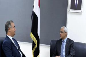 نائب وزير الخارجية يبحث مع السفير الليبي أوجه التعاون الثنائي في مختلف المجالات