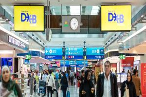 مطارات الإمارات تستقبل 75.4 مليون مسافر بالنصف الأول