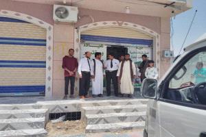 أمين عام المجلس المحلي بمديرية شحن ينفذ حمله رقابية على الصيدليات لضبط أسعار الأدوية