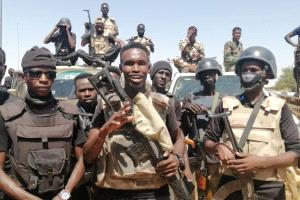 الجيش السوداني يتحدث عن صد هجمات بالفاشر وتحذيرات أممية من تفشي الكوليرا