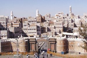 مصادر عدن الغد تكشف حصيلة قتلى وزراء حكومة الحوثي وأسمائهم