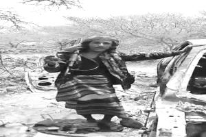 أبين.. المسلحون الذين أحرقوا سيارة مشروع سد حسان يعلنون التحدي ويتوعدون بالتصعيد