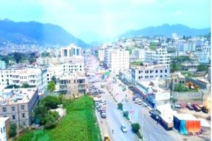 إب.. مقتل شخصين بانفجار قنبلة عقب انقلاب دراجة نارية