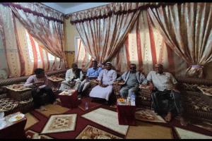 الهيئة الحضرمية لإصلاح ذات البين تزور الأستاذ عوض باحنحن  عضو الهيئة وتطمئن على صحته