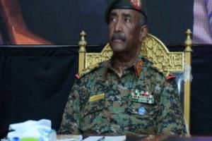 البرهان يناقش مع واشنطن مبادرة لوقف إطلاق النار في السودان