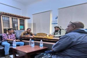 مدير عام المضاربة يلتقي استشاري البنك الدولي ويناقش معه الأنشطة الجاري تنفيذها بالمديرية.