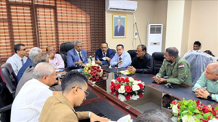 محافظ لحج يترأس اجتماع اللجنة المشتركة لاستكمال ترتيبات فعالية الذكرى الـ58 لعيد الاستقلال 30 نوفمبر