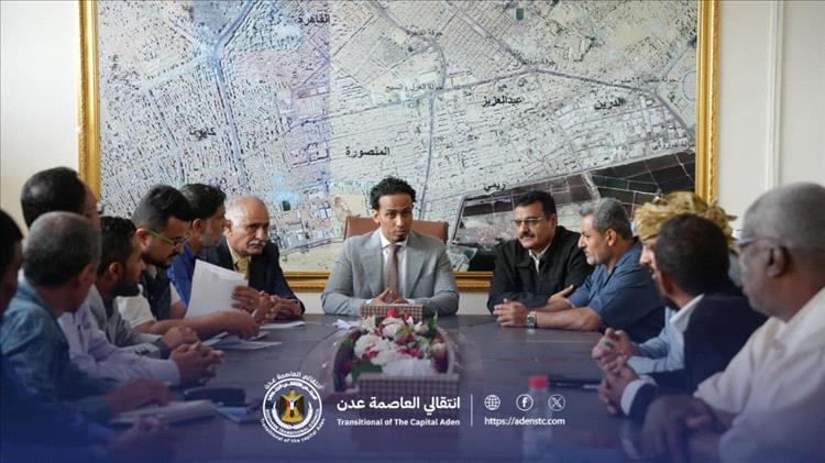 السقاف يرأس اجتماعاً استثنائياً لتنفيذية انتقالي عدن