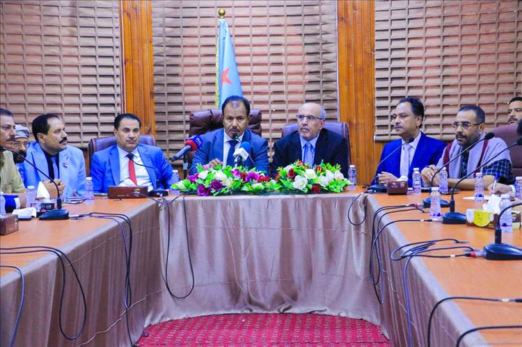 انعقاد اجتماع تنسيقي موسّع للمكتب التنفيذي بالوادي والصحراء والقيادة المحلية للمجلس الانتقالي