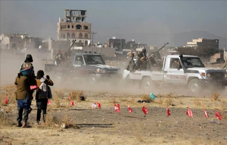 الحو_ثيون ينقلون دفعة جديدة من المختطفين من إب إلى صنعاء وسط تكتم