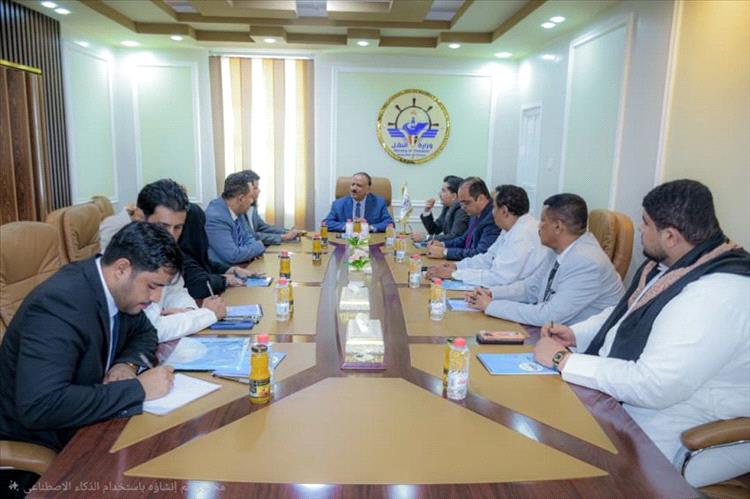 لقاء يناقش أوضاع قطاعات النقل بمحافظة المهرة وسبل تطويرها