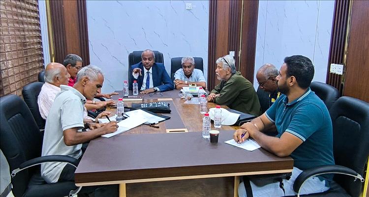 إتحاد الرياضات المائية يستكمل ترتيبات بطولة عدن 13 للسباحة في المياه المفتوحة