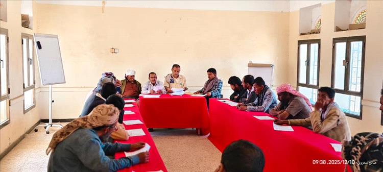 تدشين تدريب اللجان المجتمعية في مديرية جيشان ضمن مشروع المساعدات الغذائية
