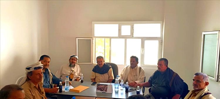 مدير عام سبَّاح يافع يزور لودر للبحث في التعاون المشترك لربط الطرق بين المديريتين