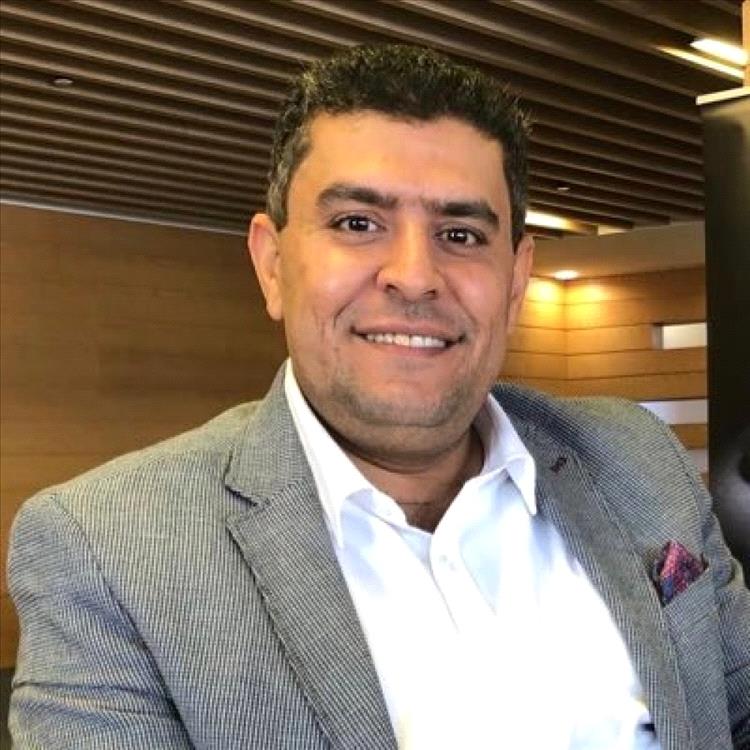 أحمد الشلفي: عودة عبدربه منصور هادي تتصدر الخيارات مع تآكل صلاحية مجلس القيادة الرئاسي