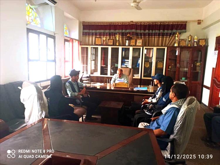 مدير تربية لحج يبحث مع مؤسسة طموحات بدائل تعليمية ومهنية بالمحافظة